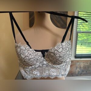 Victoria’s Secret Dream Angels padded Demi bra 32D Ivory + Black trim Lace NWOT